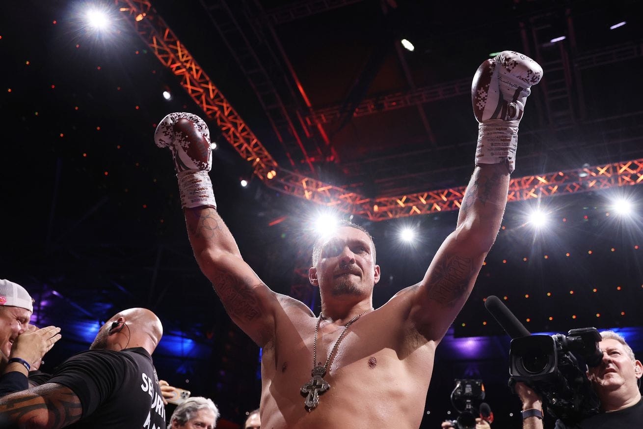 ‘Unbelievable’: Hearn says Usyk established himself as an all-time great heavyweight