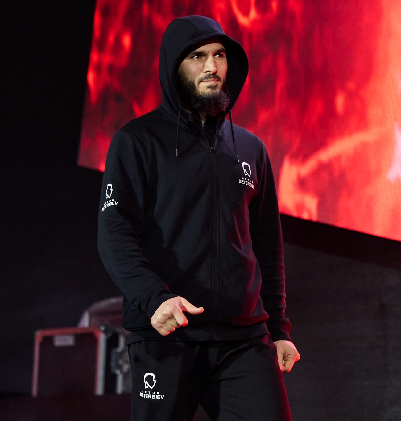 Benavidez’s Trainer Jose Sr. Seals the Deal for a Beterbiev Fight After Their Separate November 22nd Bouts