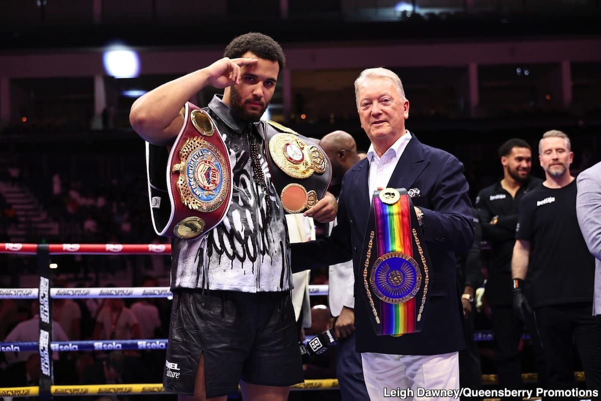 Oleksandr Usyk Told He Must Defend Against Moses Itauma or Surrender His Belts, Says Frank Warren